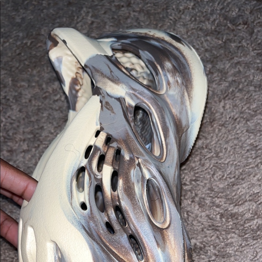 Yeezy foam runner Mx cream clay